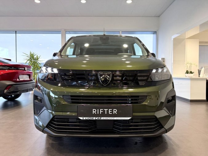 Peugeot Rifter, Peugeot Rifter ALLURE 110k, Benzin, 7 let záruka, barva zelená