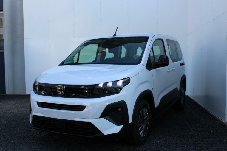 Peugeot Rifter, Peugeot Rifter ALLURE BlueHDi 130 MAN6 N1, barva zelená