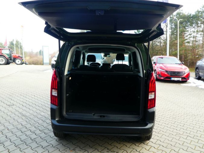 Peugeot Rifter, Peugeot Rifter ALLURE BHDi 100 S&S MAN6 M1, barva zelená