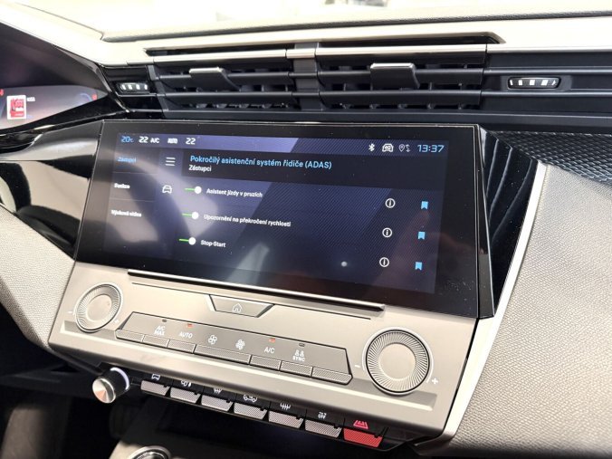 Peugeot 308, Peugeot 308 STYLE HYBRID 145 koní, Automat, barva modrá