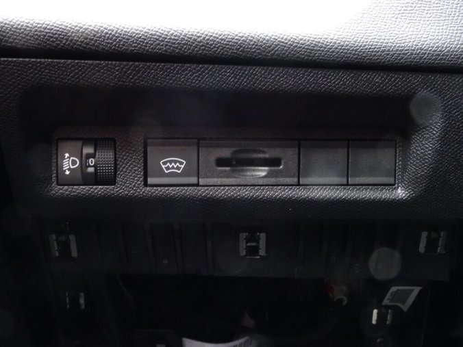 Peugeot 308, Peugeot 308 ACTIVE PACK 1.2 PureTech 130k S&S MAN6, barva bílá