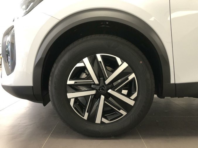 Peugeot 2008, Peugeot 2008 ACTIVE 1.2 PT 100 MAN6, barva bílá