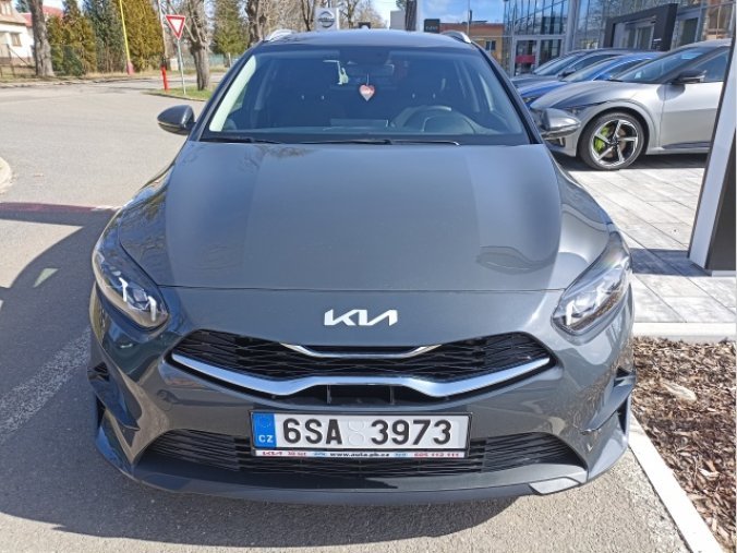 Kia Ceed, 1,5 T-GDi GPF TOP 118kw, barva šedá