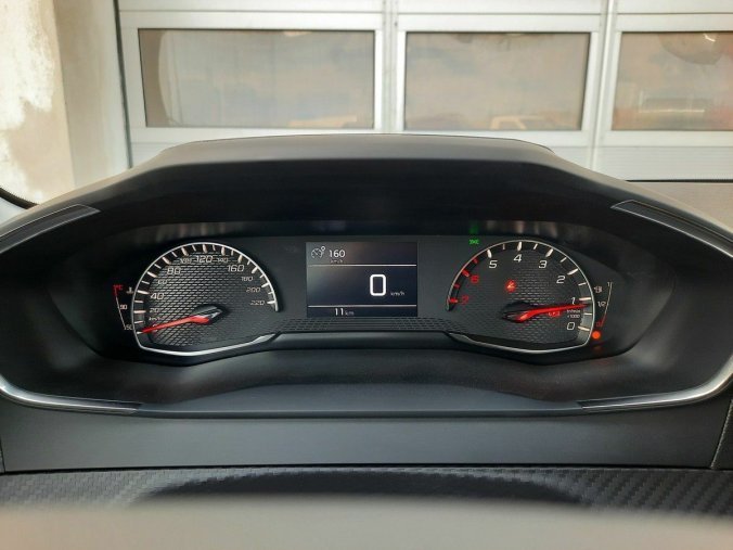 Peugeot 208, Peugeot 208 STYLE 1,2PT 100k M6, barva žlutá