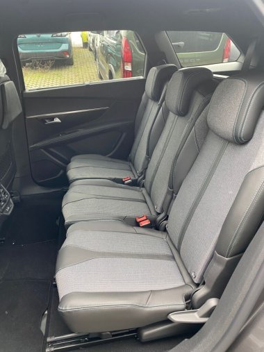 Peugeot 5008, Peugeot 5008 ALLURE PACK BlueHDi 130 EAT8, barva šedá