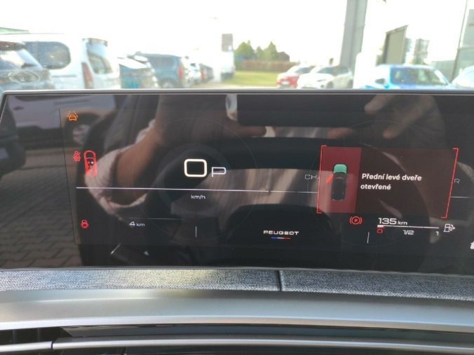 Peugeot 5008, Peugeot 5008 ALLURE Hybrid 145 e-AUT6 NAVI, barva šedá
