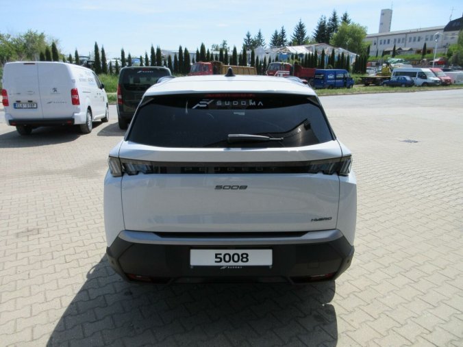 Peugeot 5008, Peugeot 5008 ALLURE Hybrid 145 e-DCS6, barva bílá