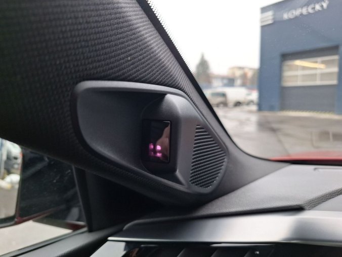 Peugeot 308, Peugeot 308 SW GT Hybrid 145 e-DCS6, barva červená