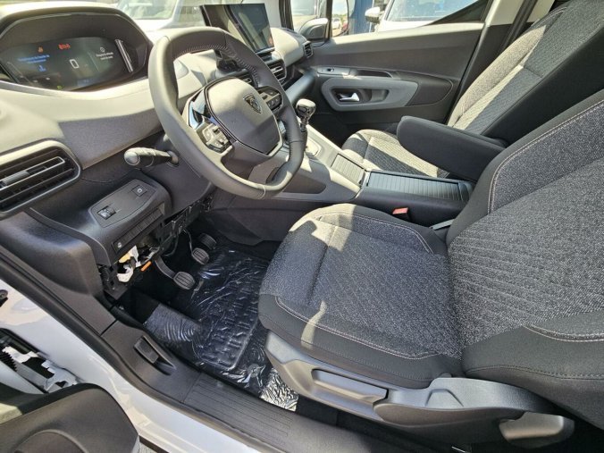 Peugeot Rifter, Peugeot Rifter ALLURE BlueHDi 100 S&S MAN6 N1, barva bílá