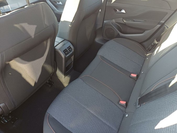Peugeot 308, Peugeot 308 SW STYLE Hybrid 145 e-DCS6, barva šedá