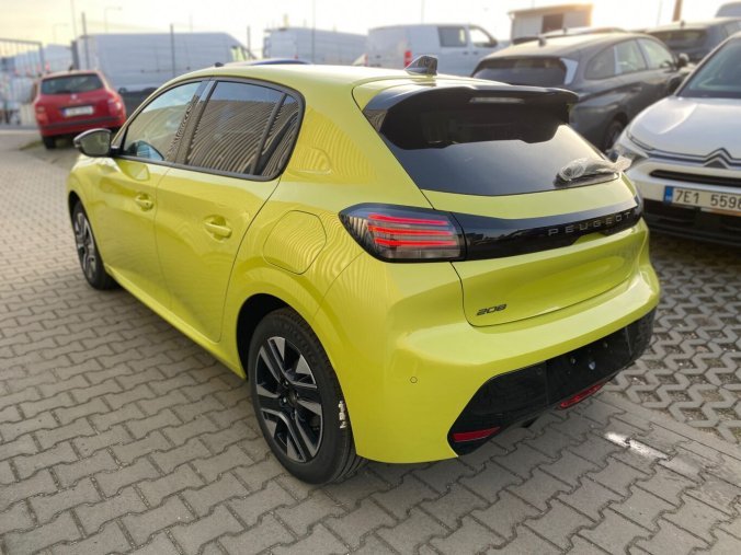 Peugeot 208, Peugeot 208 ALLURE PureTech 100 EAT8 - 2018, barva žlutá