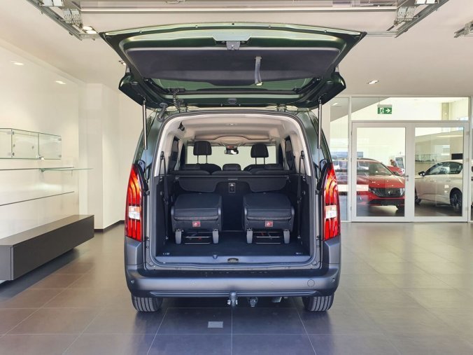 Peugeot Rifter, Peugeot Rifter LONG ALLURE BlueHDi 130 MAN6, barva zelená