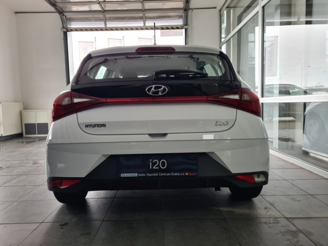 Hyundai i20, 1,2 DPI 5 st. manuální, barva bílá