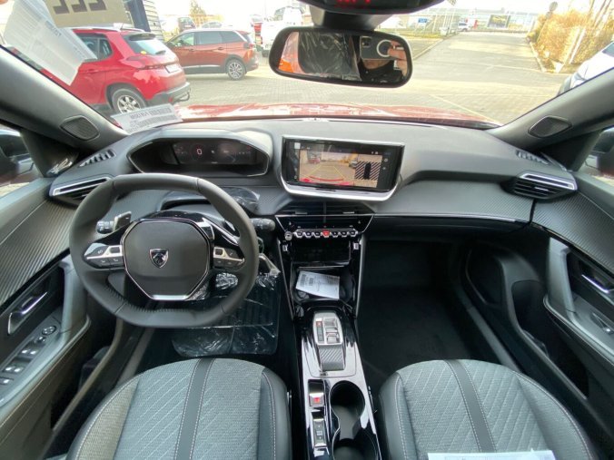 Peugeot 2008, Peugeot 2008 ALLURE Hybrid 136 e-DCS6 - 8697, barva šedá