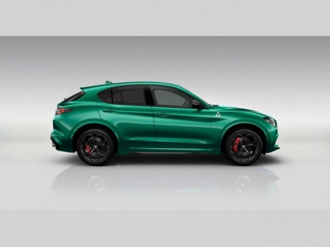 Alfa Romeo Stelvio, 2.9T V6 8AT 510k Q4 QUADRIFOGL, barva zelená