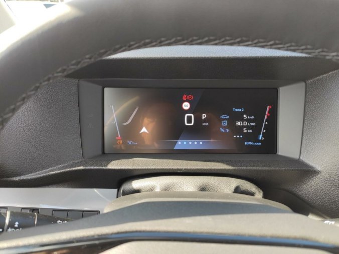 Peugeot Traveller, Peugeot Traveller L3 2.0 HDI AUT8  rezervace, barva černá