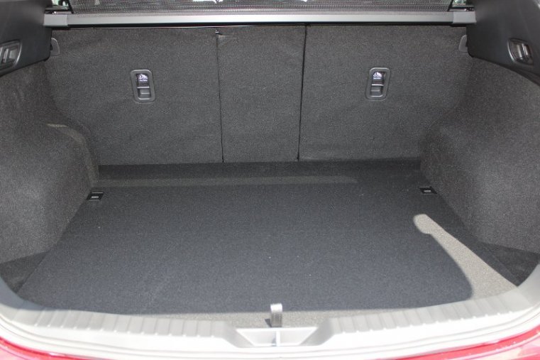 Mazda CX-5, 2.2D 184k AT AWD, barva červená