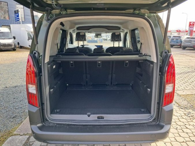 Peugeot Rifter, Peugeot Rifter ALLURE BlueHDi 100 S&S MAN, barva zelená
