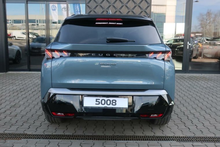 Peugeot 5008, Peugeot 5008 GT Elektromotor 157kW/210k 73, barva modrá