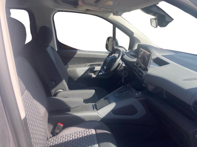 Peugeot Rifter, Peugeot Rifter GT BlueHDi 130 S&S EAT8, barva šedá