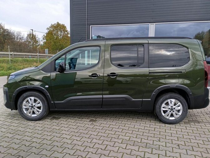 Peugeot Rifter, Peugeot Rifter LONG ALLURE HDi 130 S&S MAN6, barva zelená