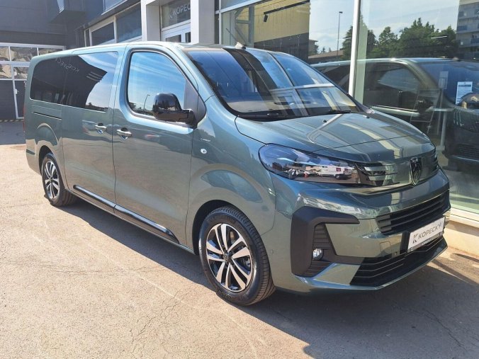 Peugeot Traveller, Peugeot Traveller ALLURE Long 2.2 BHDi 180k EAT8, barva šedá