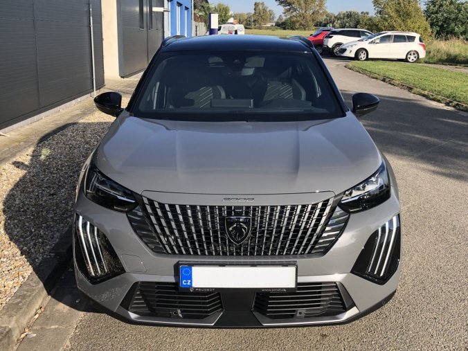 Peugeot 2008, Peugeot 2008 GT PureTech 130 S&S EAT8, barva šedá