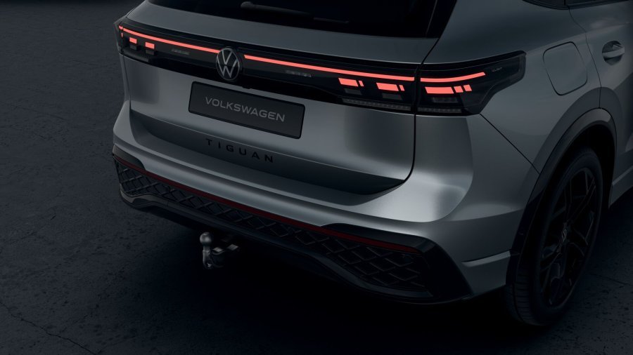 Volkswagen Tiguan, Tiguan R-Line People 2,0 TDI 142 kW 4MOT, barva stříbrná