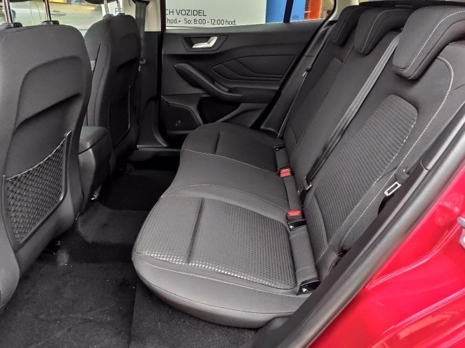 Ford Focus, kombi, Trend Edition Kombi 1,0 EcoBoost 92 kW / 125 k, barva červená