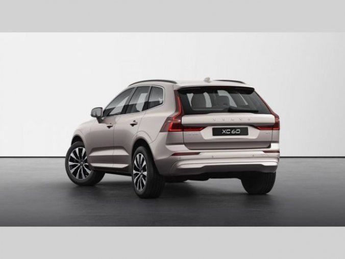 Volvo XC60, B4 2.0L 197+14 HP AT8 FWD CORE, barva stříbrná