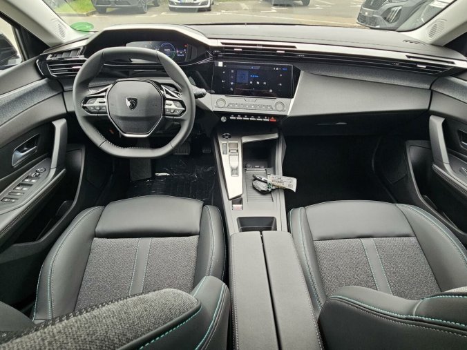 Peugeot 408, Peugeot 408 ALLURE Plug-in HYBR.225 e-EAT8, barva modrá