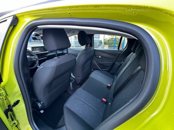 Peugeot 208, Peugeot 208 STYLE PureTech 100 S&S MAN6, barva žlutá