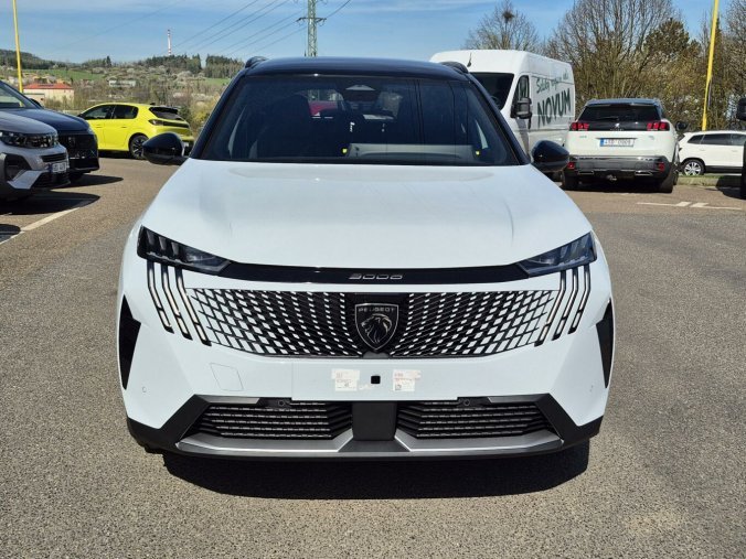 Peugeot 5008, Peugeot 5008 GT Hybrid 136 e-DCS6, barva bílá