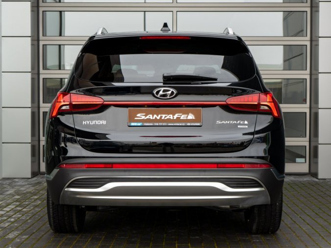 Hyundai Santa Fe, 2,2 CRDi 4×4 142 kW 8DCT, barva černá