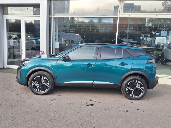 Peugeot 2008, Peugeot 2008 ALLURE Hybrid 145 e-DCS6, barva modrá