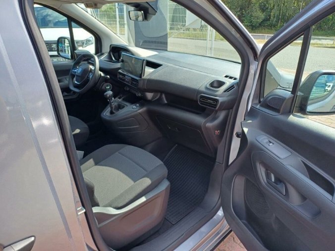 Peugeot Rifter, Peugeot Rifter LONG ACTIVE BlueHDi 100k, barva stříbrná