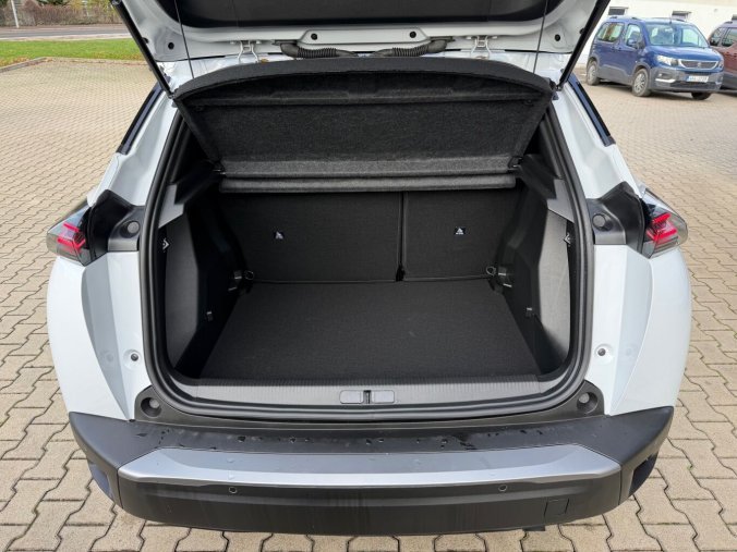 Peugeot 2008, Peugeot 2008 ALLURE PureTech 100k MAN6, barva bílá