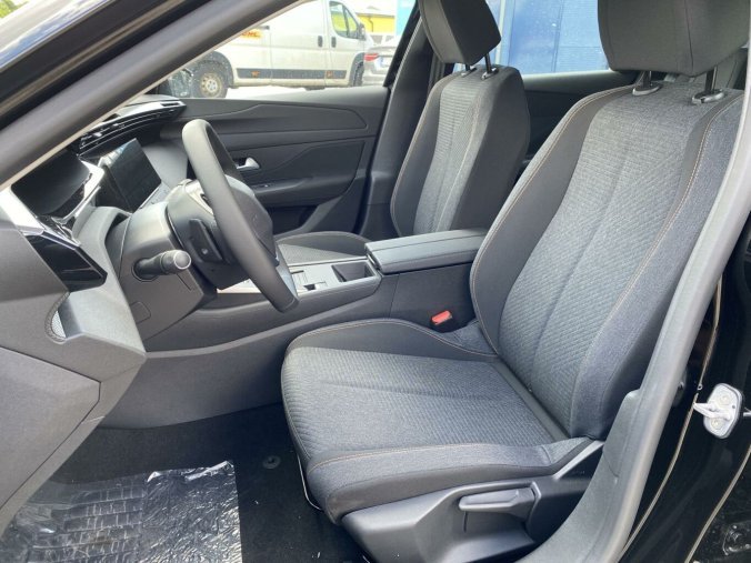 Peugeot 308, Peugeot 308 SW STYLE BlueHDi 130 S&S EAT8, barva černá