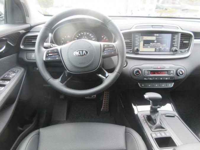 Kia Sorento, 2,2 CRDi 4x4 8A/T PREMIUM LEAT, barva bílá