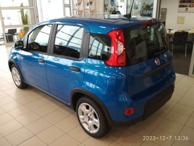 Fiat Panda, 1.0 70k COLD Italia, barva modrá