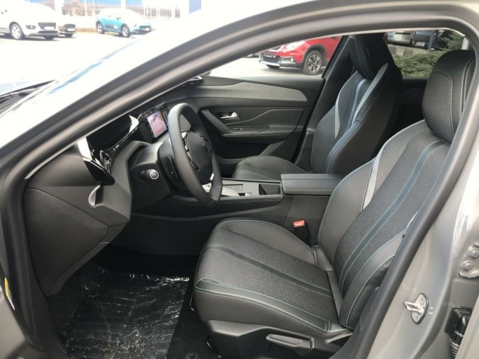 Peugeot 308, Peugeot 308 SW 1.2 PureTech ALLUR 130 EAT8, barva šedá
