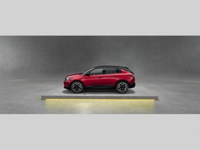 Opel Grandland X, F 1.2 XHT S/S (96kW/ 130HP) AT, barva červená