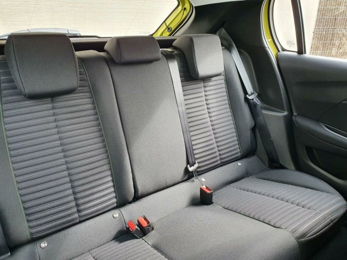 Peugeot 208, Peugeot 208 STYLE PureTech 100 S&S MAN6, barva zlatá