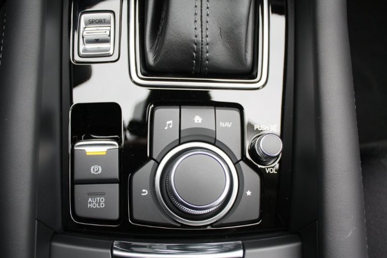Mazda 6, SKYACTIV-G, barva šedá