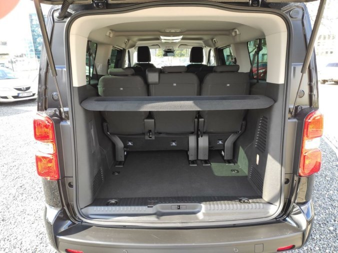 Peugeot Traveller, Peugeot Traveller L3 2.0 HDI AUT8  rezervace, barva černá