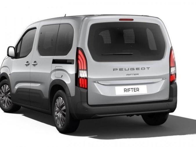Peugeot Rifter, Peugeot Rifter  ALLURE BlueHDi 130 S&S MAN6 s homologací N1, barva šedá