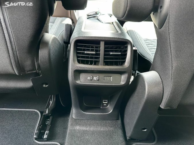 Peugeot Rifter, Peugeot Rifter GT BlueHDi 130 S&S EAT8, barva bílá