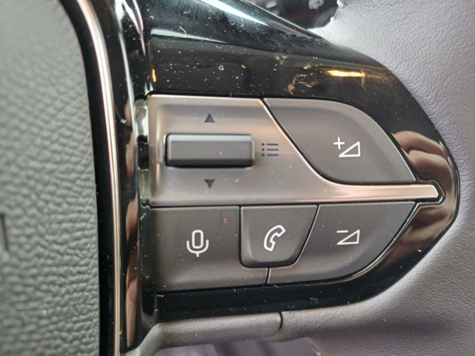 Peugeot Rifter, Peugeot Rifter ALLURE 1.5 BlueHDi 130k, barva bílá