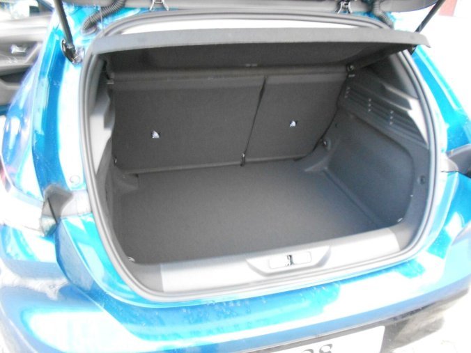 Peugeot 308, Peugeot 308 ALLURE Hybrid 136 e-DCS6, barva modrá