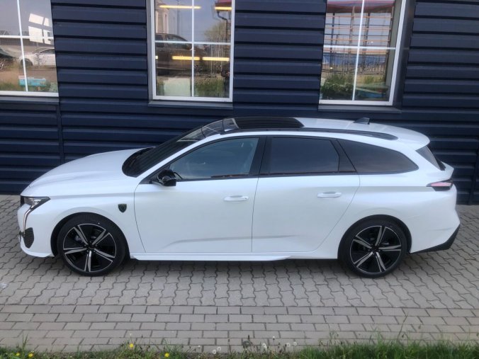 Peugeot 308, Peugeot 308 SW GT BlueHDi 130 EAT8 - 3940, barva bílá